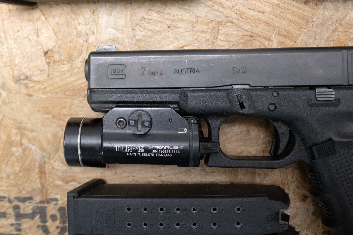GLOCK 17 Gen4 9mm Police Trade-In Pistols with Night Sights and TLR-1 Light (Good Condition)